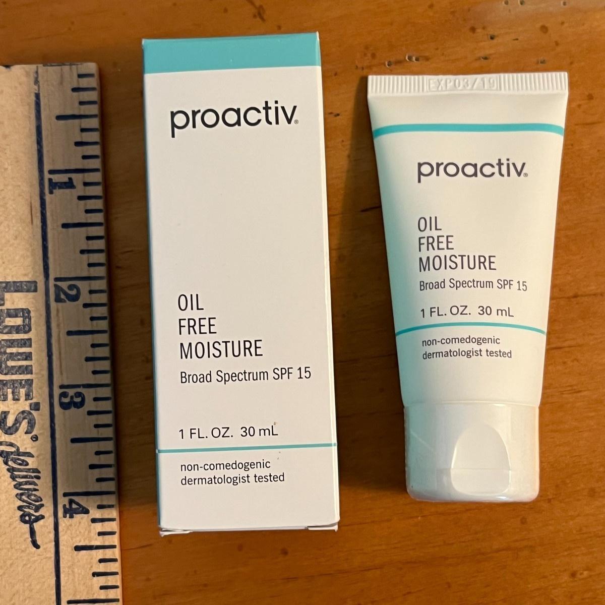 Oil Free Moisture Broad Spectrum SPF 15