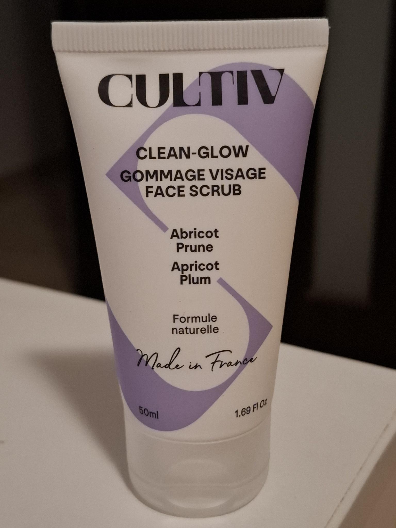Clean-glow Gummage Visage Face Scrub Apricot Plum