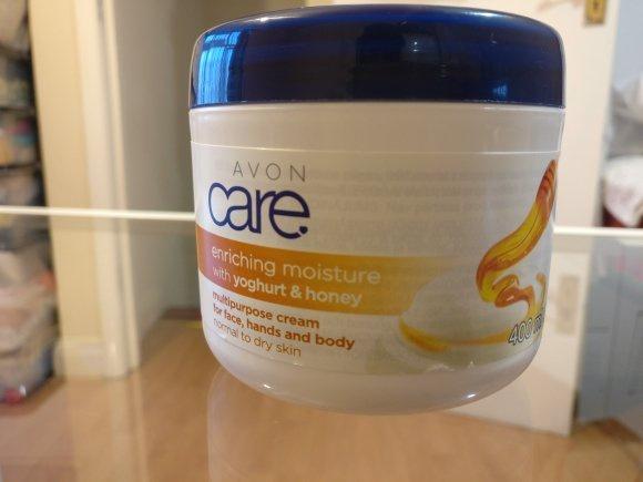 Enriching Moisture With Yogurt And Honey