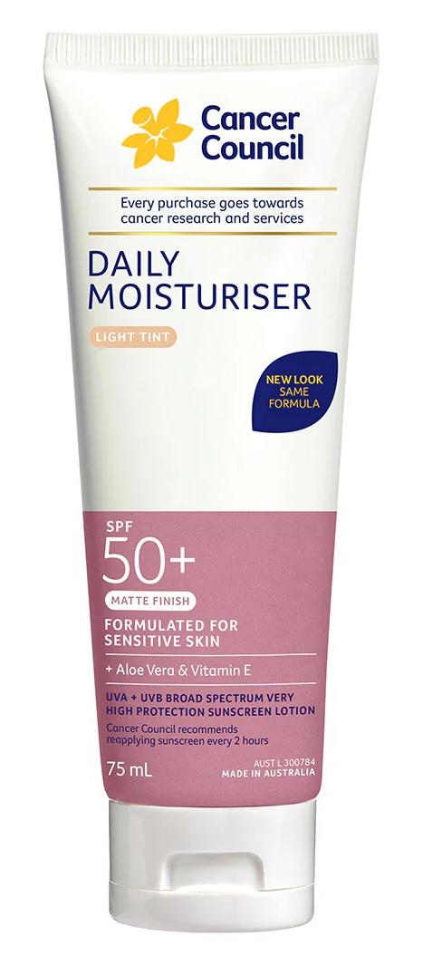 Daily Moisturiser Light Tint SPF50+