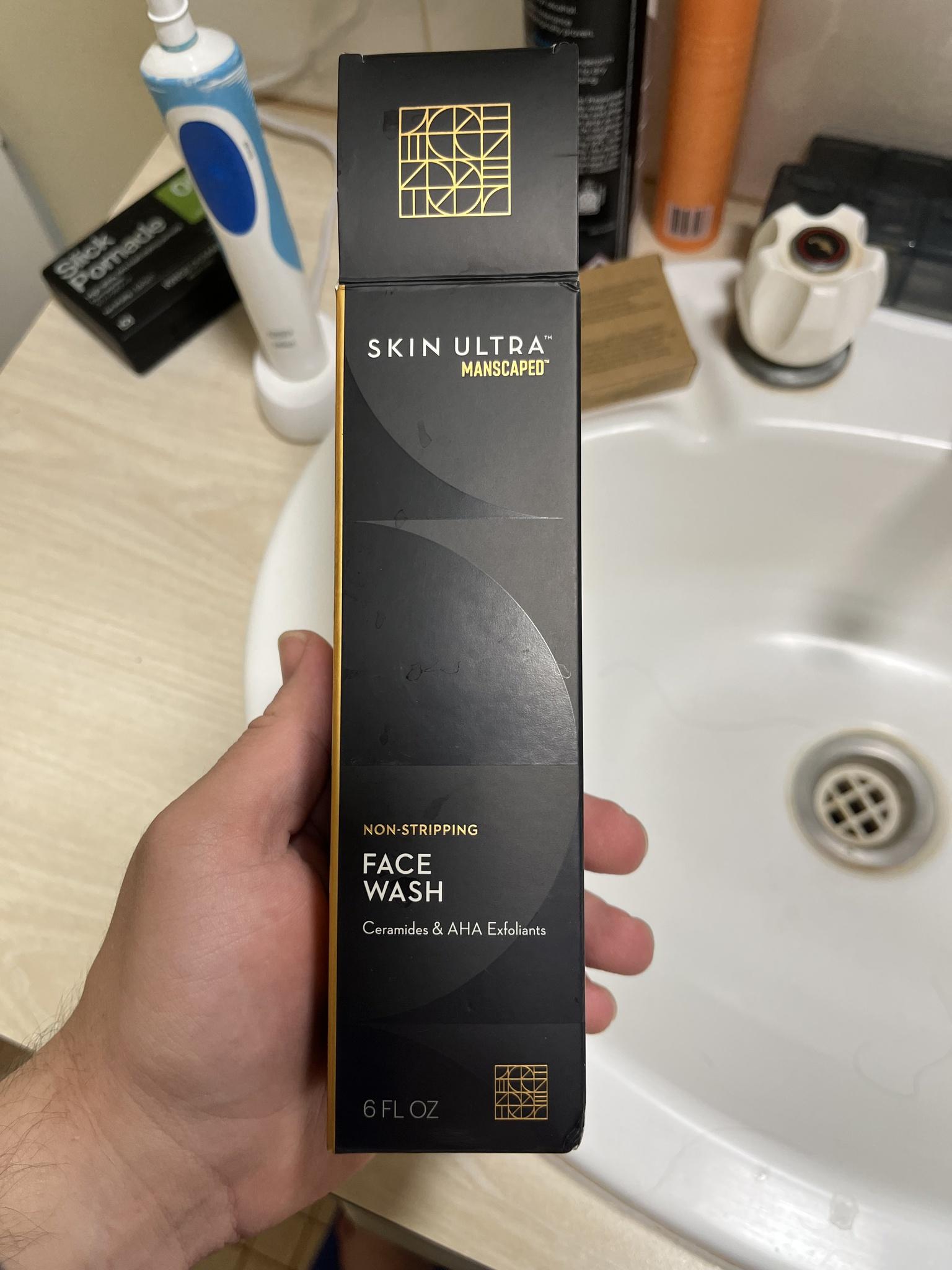 Non-stripping Face Wash