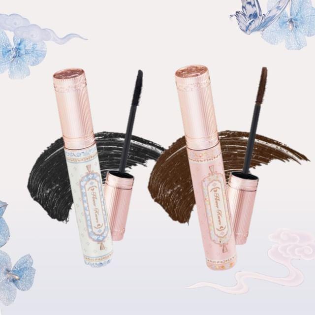 Butterfly Cloud Collar Mascara