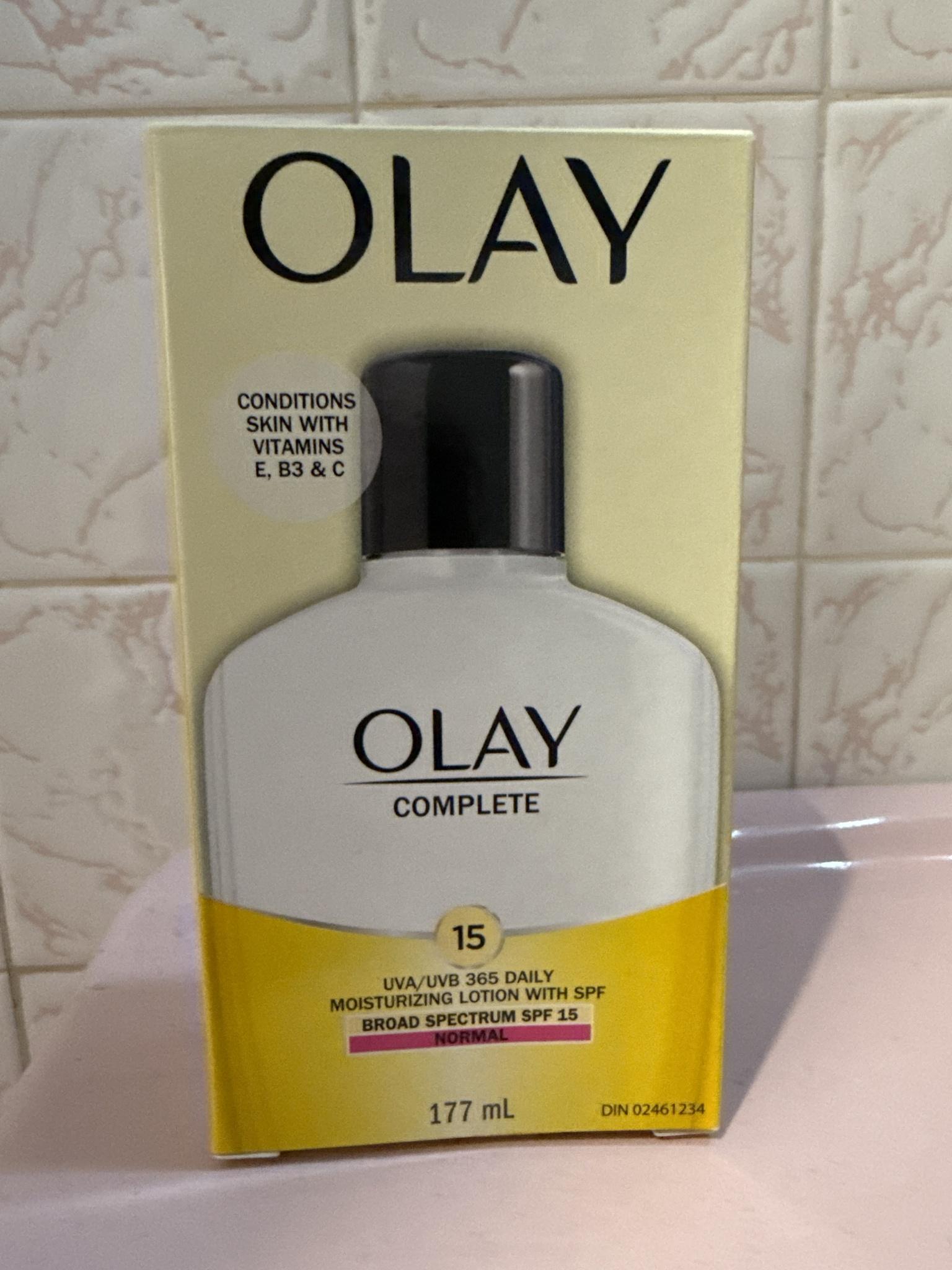 Complete UVA/UVB 365 Daily Moisturizing Lotion With SPF 15