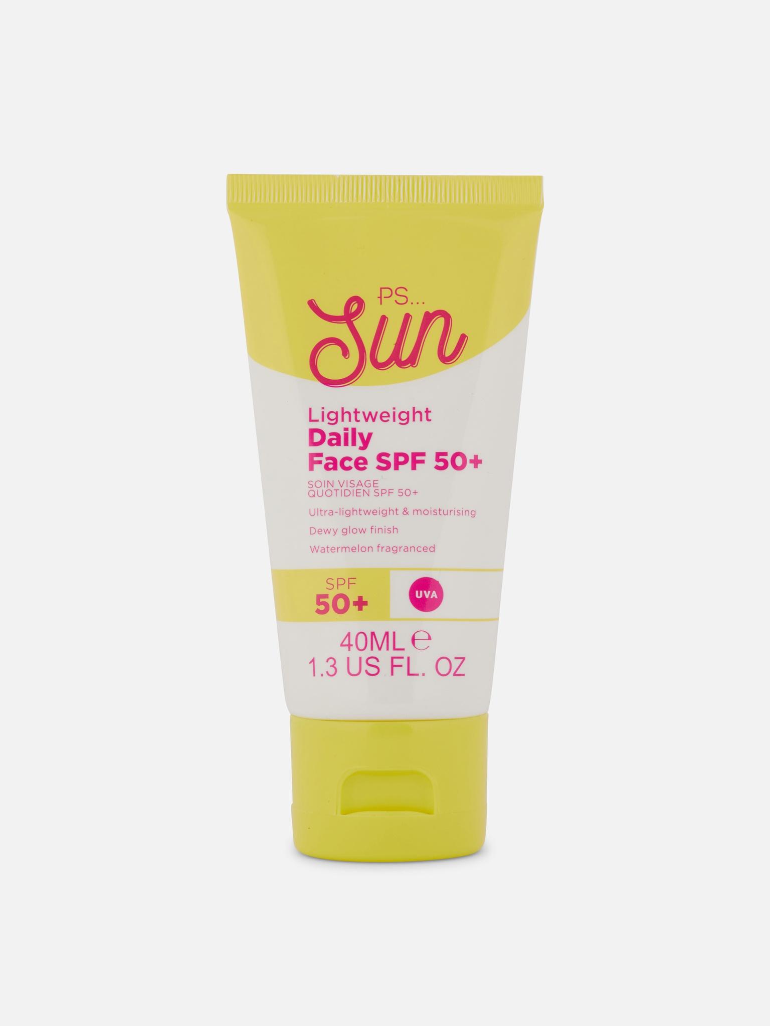 Light Weight Daily Face SPF 50+