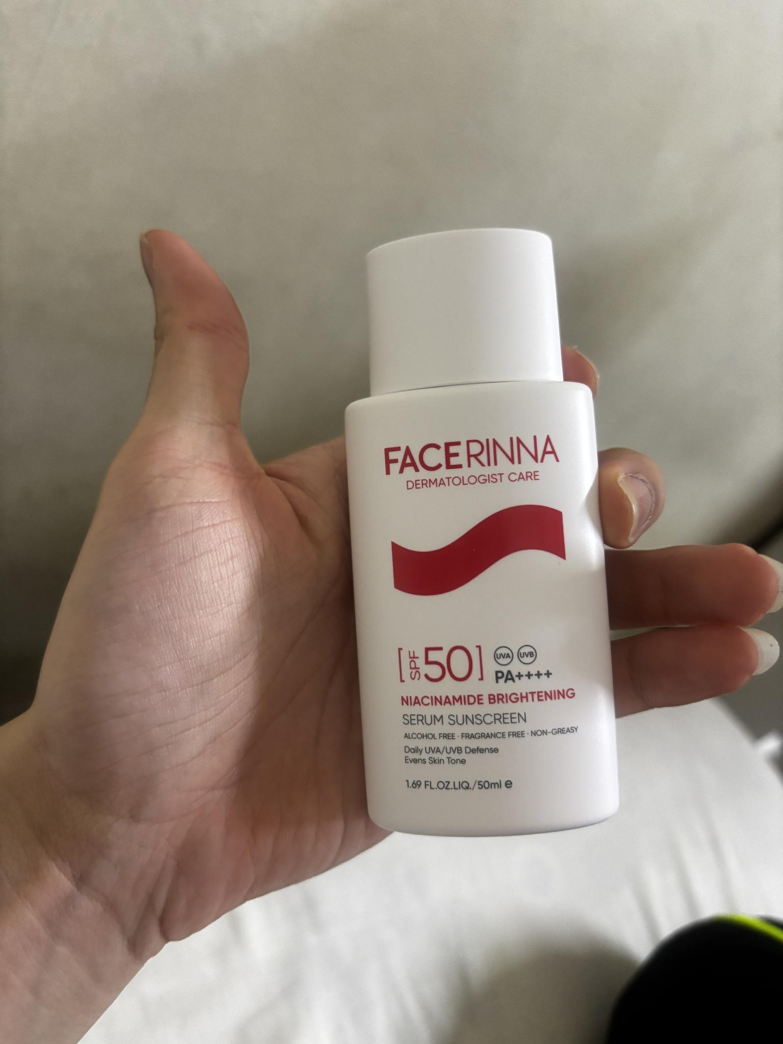 Niacinamide Brightening Serum Sunscreen