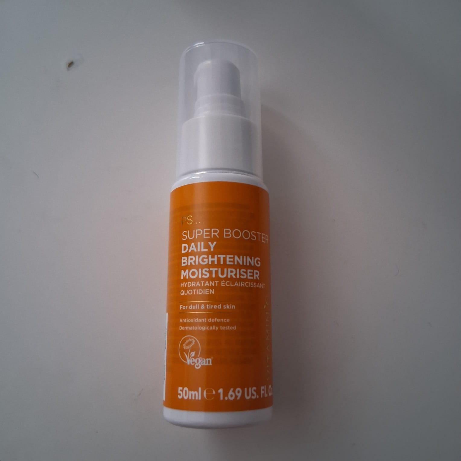 Super Booster Daily Brightening Moisturizer With Vitamin C