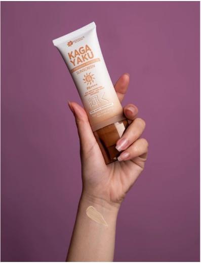 Kagayaku Vanilla Premium Tinted Sunscreen